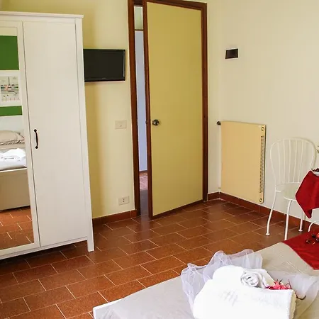 Retro Guest house *