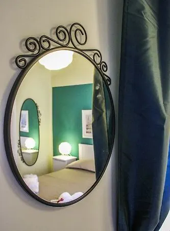 Retro Guest house *